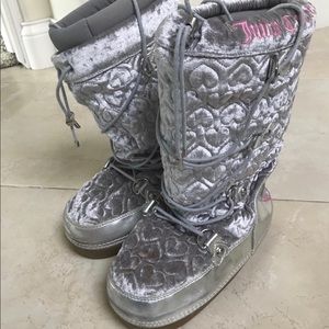 Juicy Couture Moon Boots